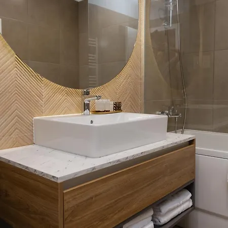 Tho Luxury * Brașov