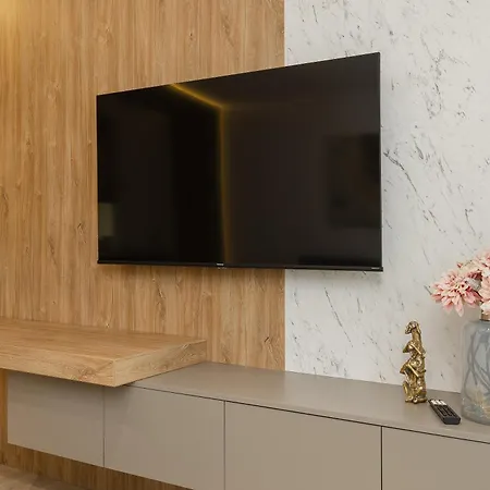 Tho Luxury Apartamento *